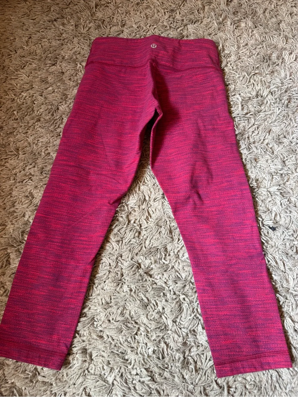 Lululemon Leggings Women’s Size 4 Pink Heathered Crop Capri Yoga Running Pants